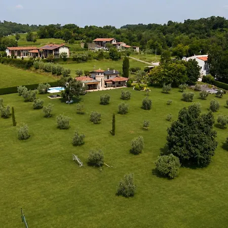 Cristina Villa Pedergnano