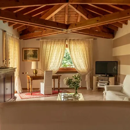 Cristina Villa Pedergnano