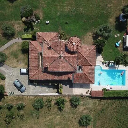 Cristina Villa Villa Pedergnano